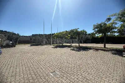 Negozio in affitto, Via della Chiusa, Calenzano