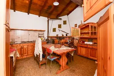 Casa Indipendente in vendita, Via San Giovanni da Meda, Como