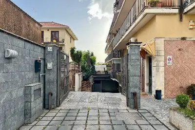 Magazzino in affitto, Via Etnea, Tremestieri Etneo