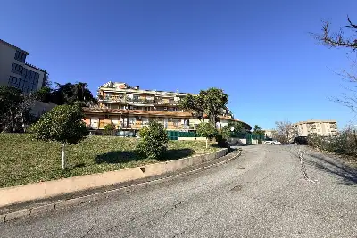 Villino a Schiera in vendita, Via Mar della Cina, Roma