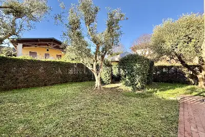 Villino a Schiera in vendita, Vicolo Brolo, Ponti sul Mincio