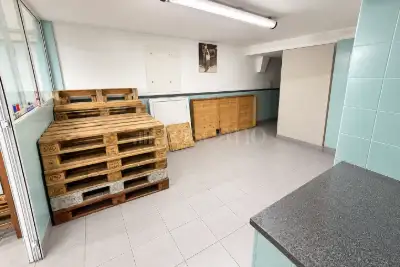 Negozio in vendita, Viale della Regione Siciliana, Palermo
