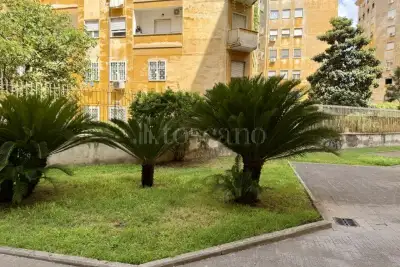 Casa in vendita, Via Flavio Stilicone, Roma