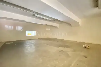 Negozio in vendita, Via Maddalena, Messina