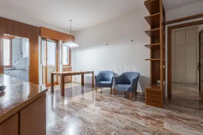 Casa in vendita, Via Sebastiano Veniero, Milano