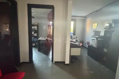 Capannone in affitto, Via variante est, Manocalzati