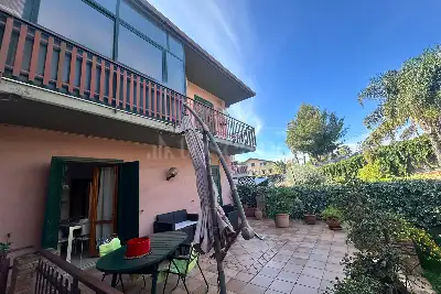 Villa in vendita, Via C. Colombo, San Pietro Clarenza