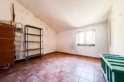 Casa Indipendente in vendita, via Umberto 11, Tula