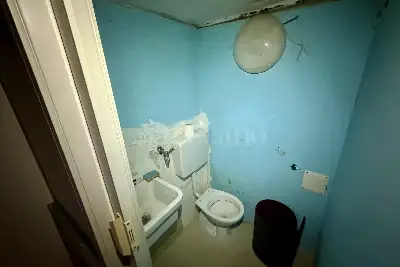 Negozio in vendita, Via Duomo, Capua