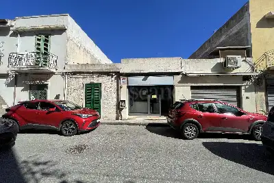 Negozio in vendita, Via Nuova Torre Faro, Messina