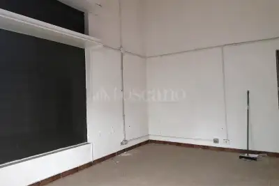 Negozio in vendita, Via Santorre di Santarosa, Roma