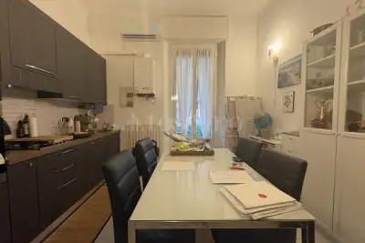 Casa in vendita, Via Biella, Milano