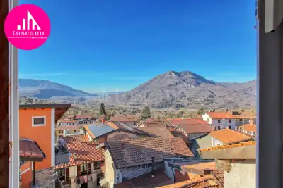 Casa Indipendente in vendita, Via A.Manzoni, Cunardo