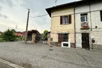 Villino a Schiera in vendita, Via Sorbana, Brescia
