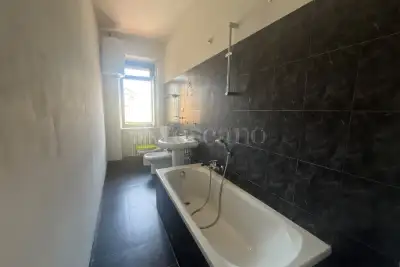 Casa in vendita, Via Barletta, Torino