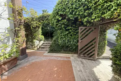 Villino a Schiera in vendita, Via Mar della Cina, Roma