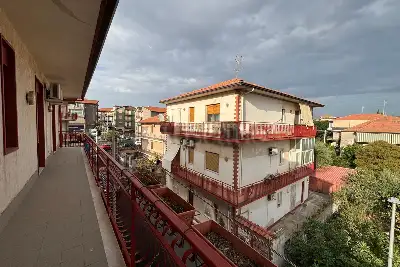 Palazzo in vendita, Via Giarre, Mascalucia