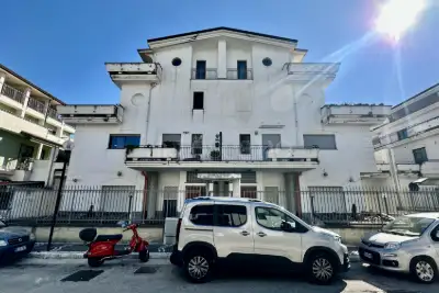 Ufficio in vendita, Via Eugenio Montale, Aversa