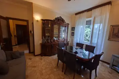 Casa in vendita, via Giovanni Berchet, Brescia
