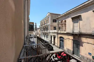 Palazzo in vendita, Via Marchese di Sangiuliano, Acireale