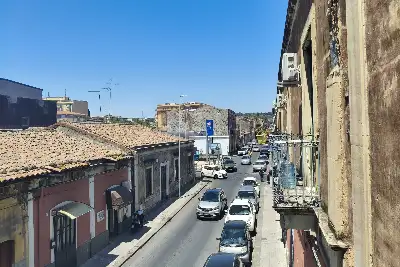 Casa Indipendente in vendita, Via Galatioto, Catania