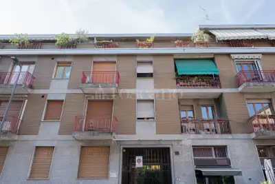 Casa in vendita, Via Francesco Arese 20, Milano