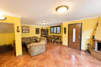 Villa in vendita, Via Lauregno, Roma