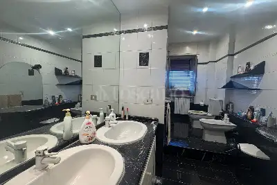 Casa in vendita, Via Nicola Zingarelli, Catania