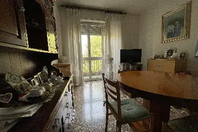 Casa in vendita, Via Giambellino, Milano