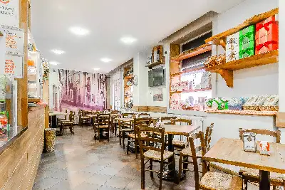 Attività Commerciale in vendita, Via Marconi, Besano