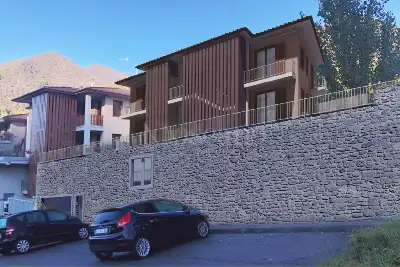 Casa in vendita, Via Rasile, Caino