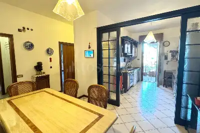 Casa in vendita, Via Luigi Perna, Roma