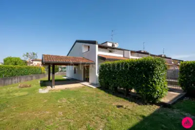Villino a Schiera in vendita, Via Strizzot, Aviano