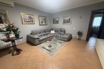 Villino a Schiera in vendita, Via Romana Vecchia, Ciampino