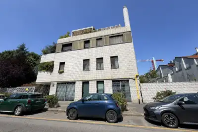 Box in vendita, Via Antonio Fogazzaro 19, Milano