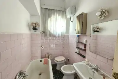 Casa in vendita, Piazza Epiro, Roma