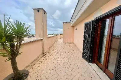 Attico in vendita, Via Giuseppe Saragat, Pomezia