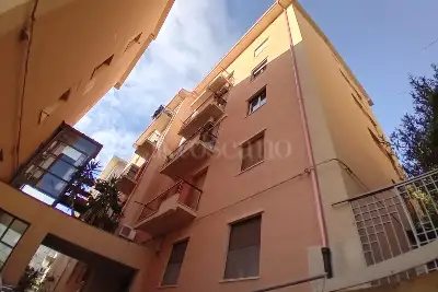 Casa in vendita, Via Luigi Rossi, Catanzaro