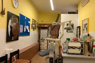 Laboratorio in vendita, Via Curio Dentato, Milano