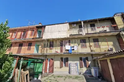 Casa in vendita, Via Togliatti, Bressana Bottarone