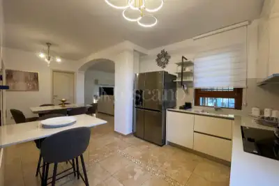 Villino a Schiera in vendita, Via Villa Mosca, Teramo
