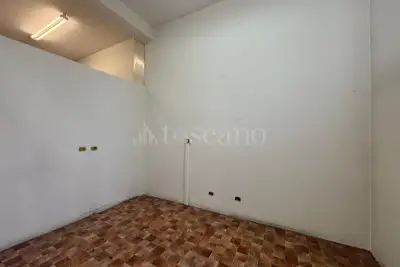 Negozio in vendita, Via Filippo Corridoni, Busto Arsizio
