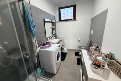 Casa Indipendente in vendita, Via Treviso, Pomezia