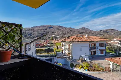 Casa in vendita, Via P. Bozzolo, Marchirolo