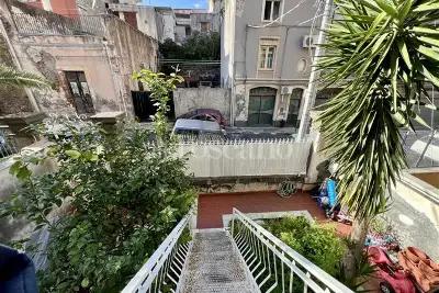 Palazzo in vendita, Piazza Europa - Viale Alcide de Gasperi, Catania