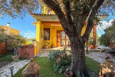 Villino a Schiera in vendita, Via dei Pini, Olbia