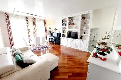 Casa in vendita, Via Reverberi, Brescia