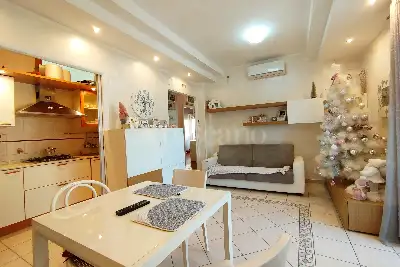 Casa in vendita, Via Montello, Aprilia