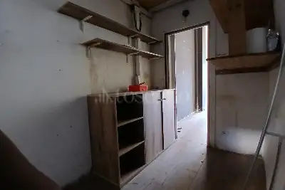 Negozio in affitto, Via Adige, Milano