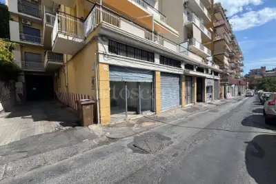 Negozio in vendita, Via Paolo Bentivoglio, Catania